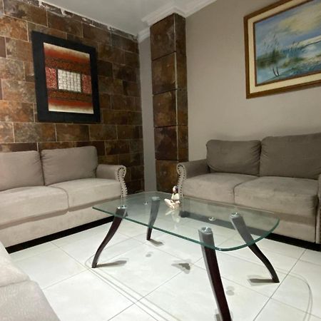 Hostal Bellagio Гуаякуил Екстериор снимка